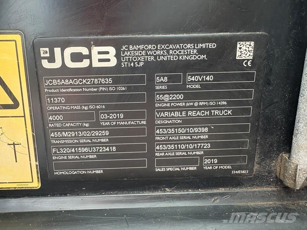JCB 540V140 مناولات متداخلة
