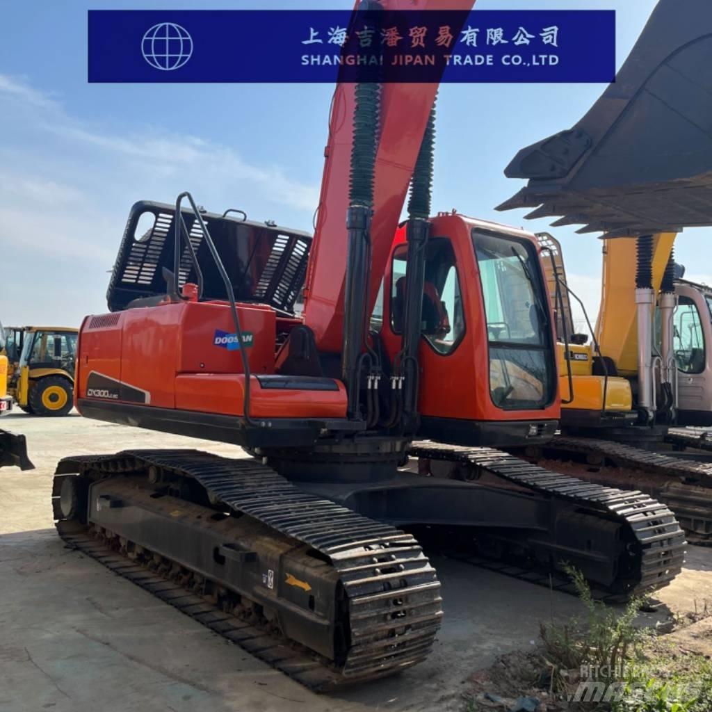 Doosan DX 300 حفارات زحافة