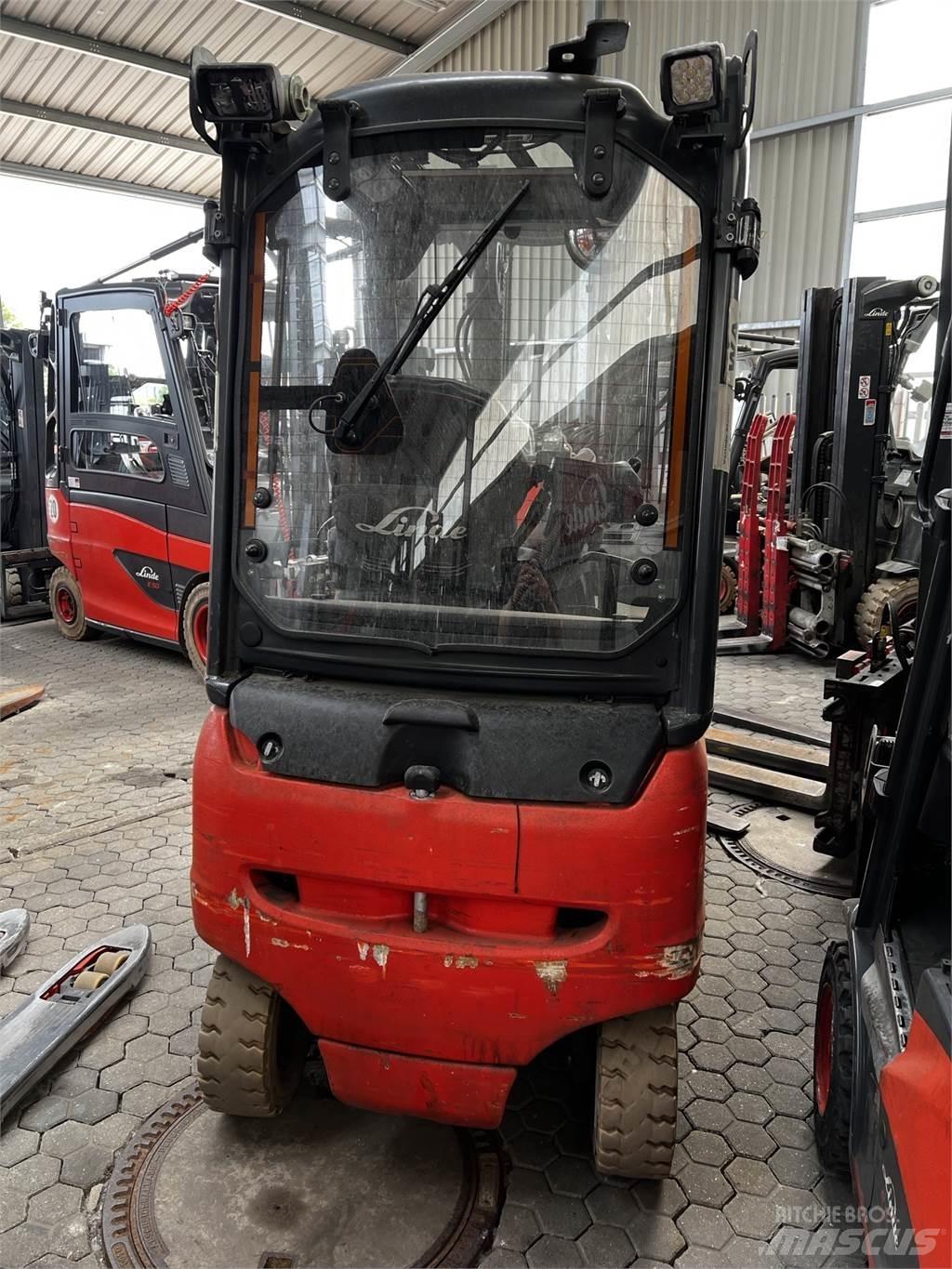 Linde E20PH شاحنات ذات رافعات شوكية تعمل بالكهرباء