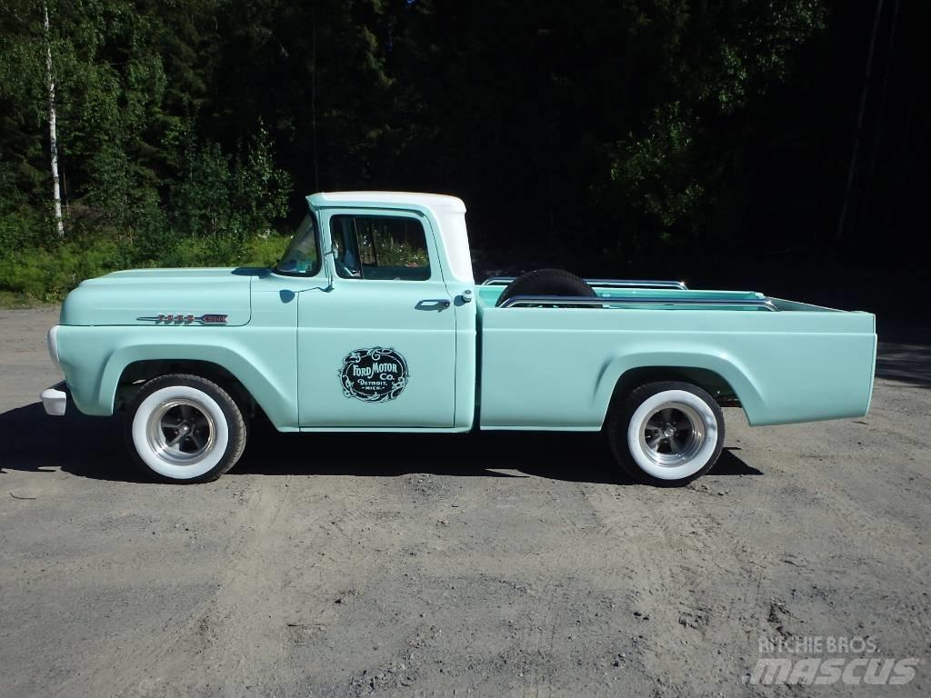 Ford F 100 شاحنات خفيفة/مفصلية الجوانب