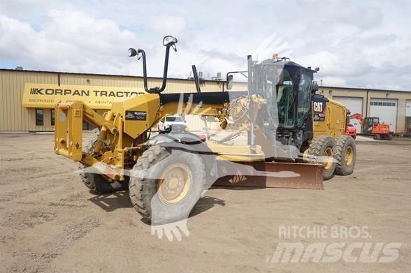 CAT 12M3 معدات تمهيد الطرق