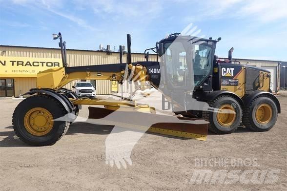 CAT 140 AWD معدات تمهيد الطرق