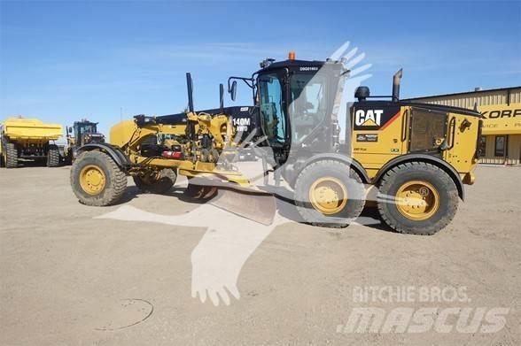 CAT 140M AWD معدات تمهيد الطرق