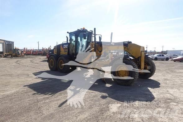 CAT 140M AWD معدات تمهيد الطرق