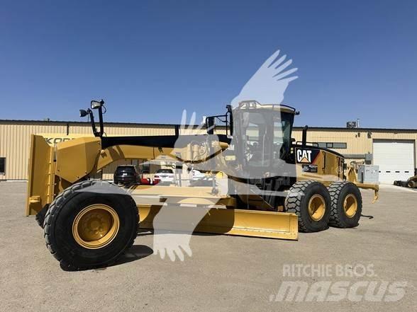 CAT 14M معدات تمهيد الطرق