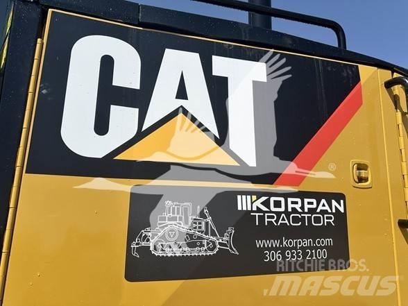 CAT 14M معدات تمهيد الطرق