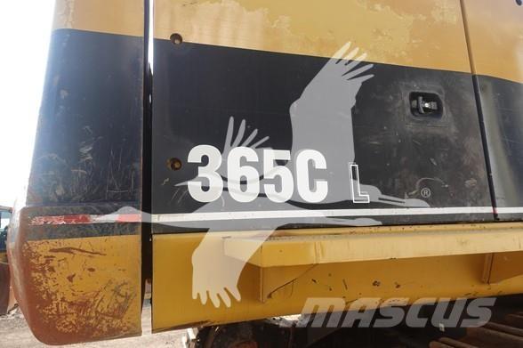 CAT 365C حفارات زحافة