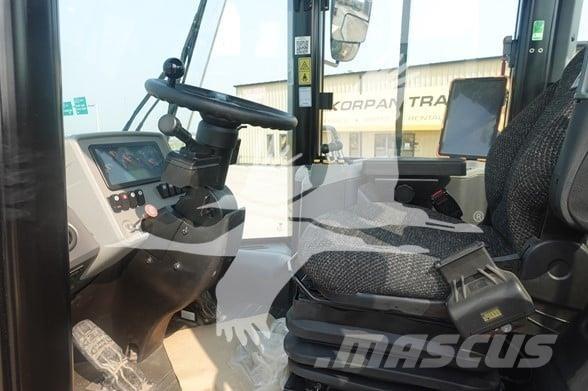 CAT 950GC لوادر بعجل