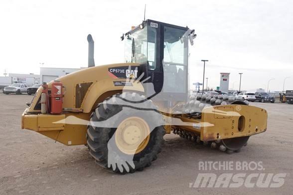 CAT CP-573E مداحل أحادية الأسطوانة
