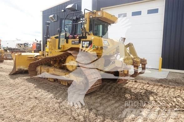 CAT D6T LGP بلدوزرات مجنزرة