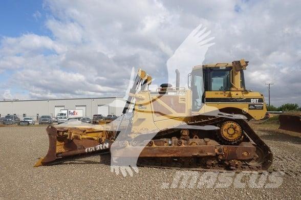 CAT D8T بلدوزرات مجنزرة