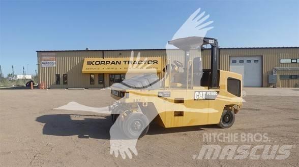 CAT PS-150C مداحل ذات إطارات هوائية