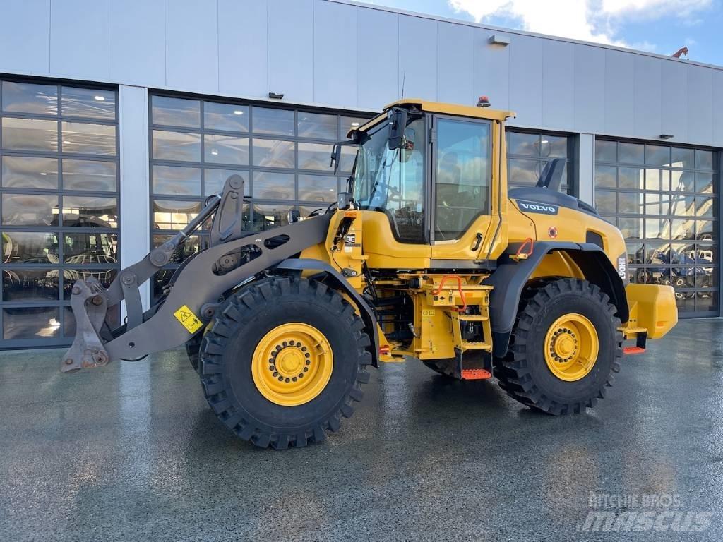 Volvo L 90 H لوادر بعجل