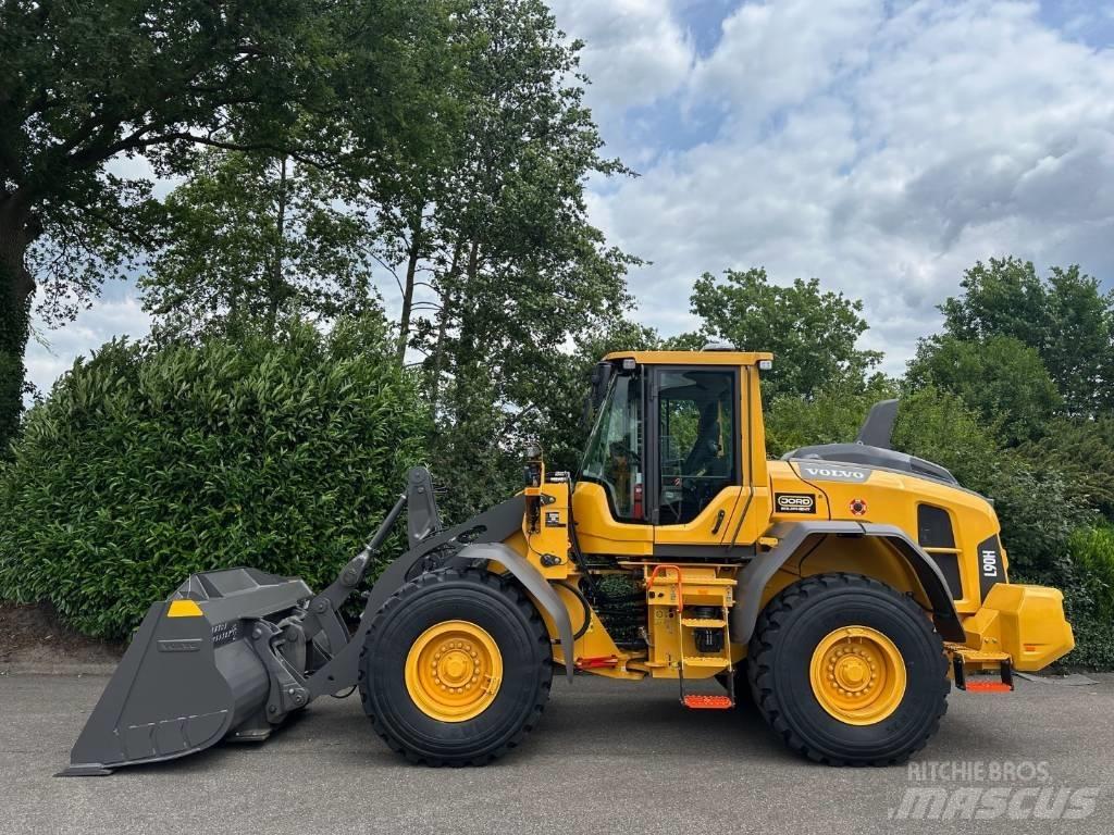 Volvo L 90 H لوادر بعجل