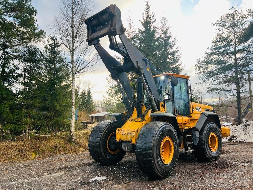 JCB 456 E ZX لوادر بعجل