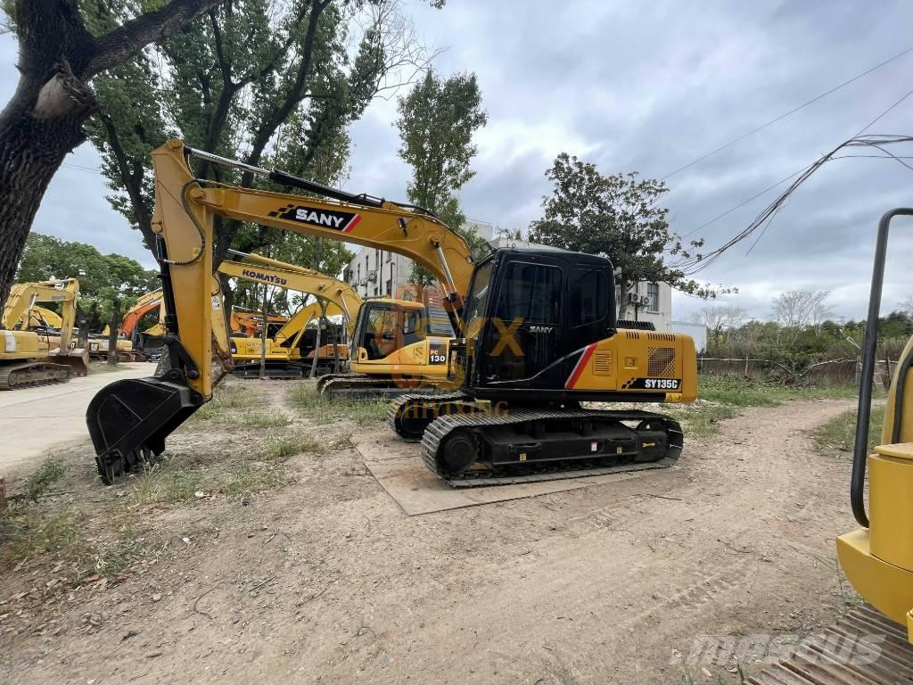 Sany SY 135 C حفارات زحافة