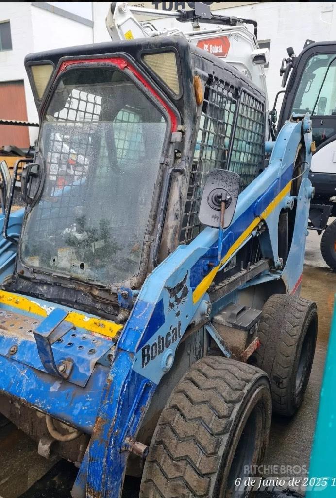 Bobcat S 185 لوادر انزلاقية التوجيه