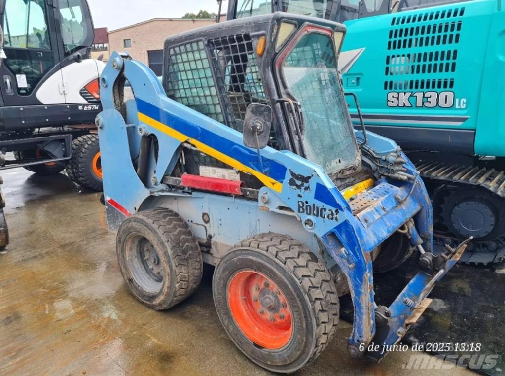 Bobcat S 185 لوادر انزلاقية التوجيه