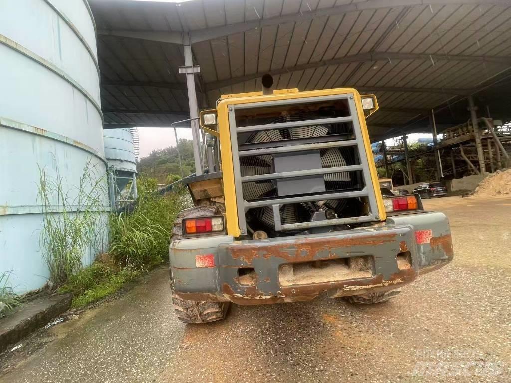 Komatsu WA 380Z-6 لوادر بعجل