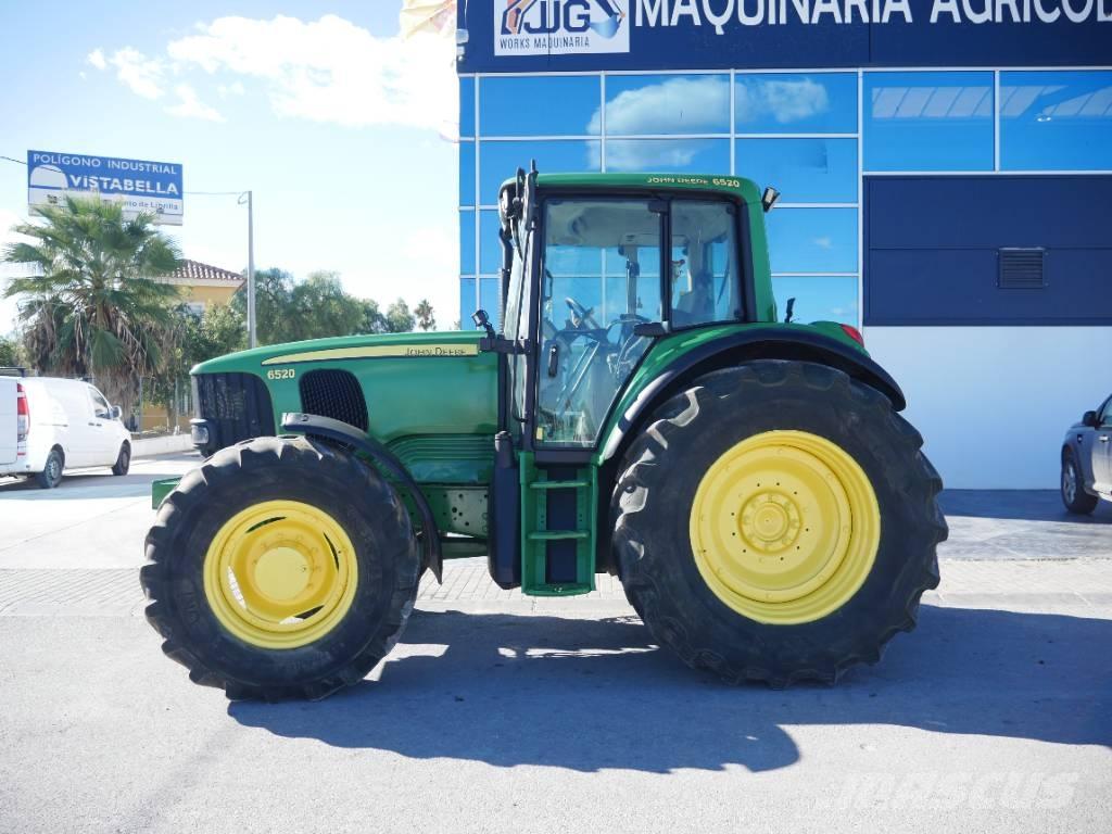 John Deere 6520 الجرارات