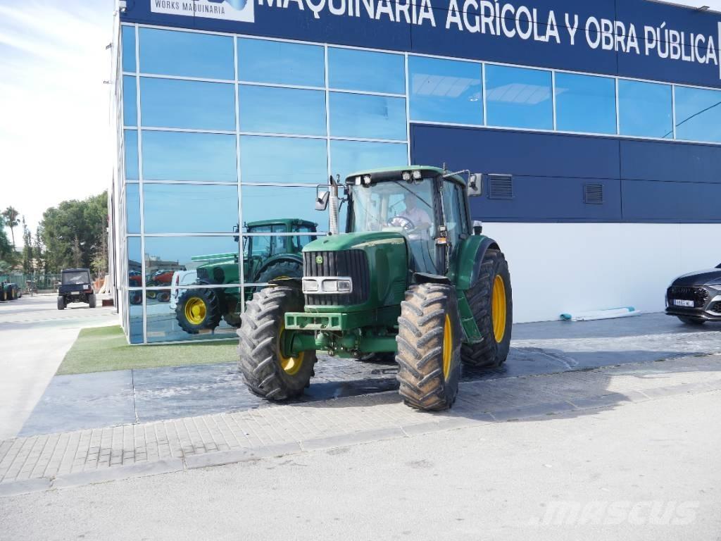 John Deere 6520 الجرارات