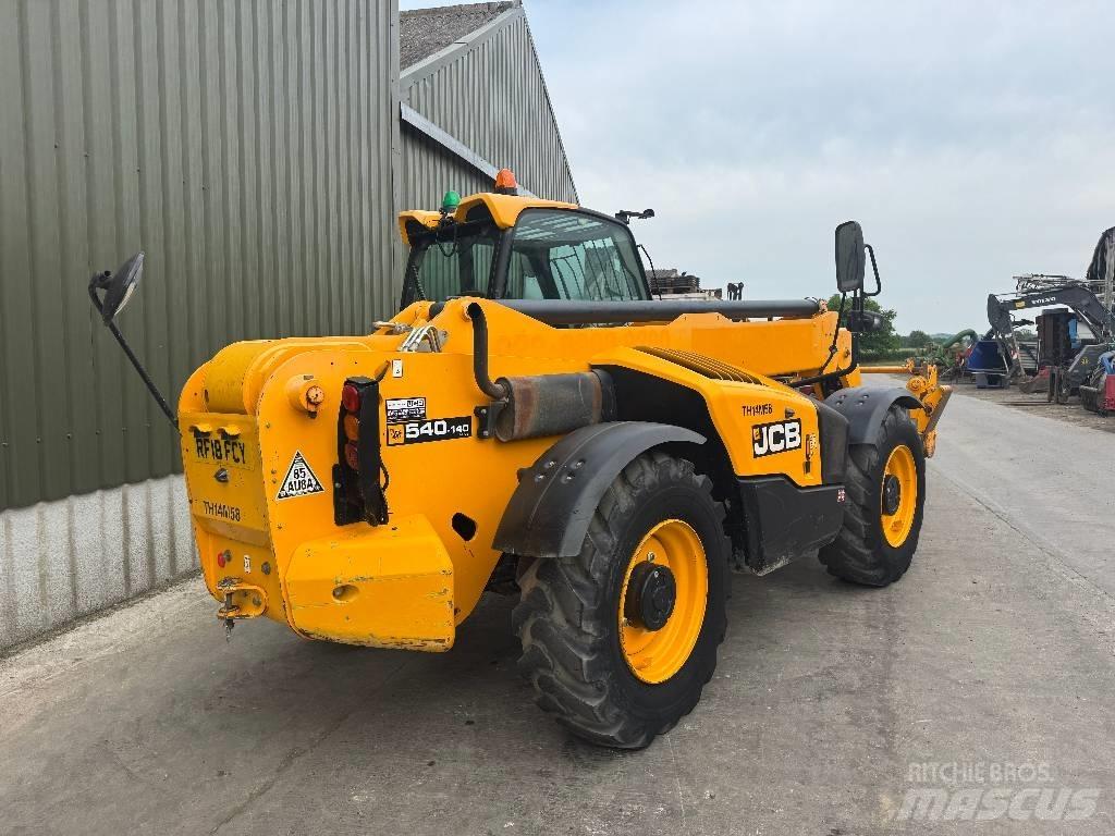 JCB 540-140 HiViz مناولات متداخلة