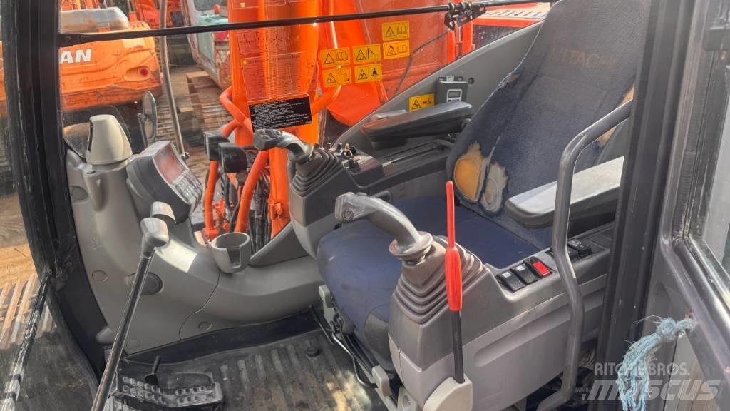Hitachi ZX 280 LC-3 حفارات زحافة