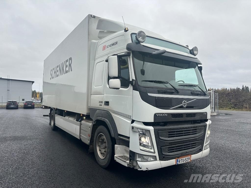 Volvo FM 11 330 شاحنات ذات هيكل صندوقي