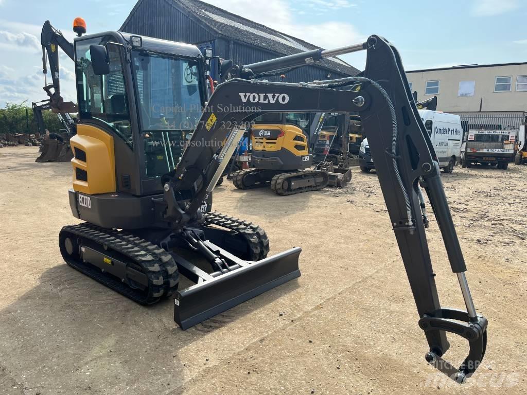 Volvo EC 27 D حفارات صغيرة أقل من 7 طن (حفارات صغيرة)
