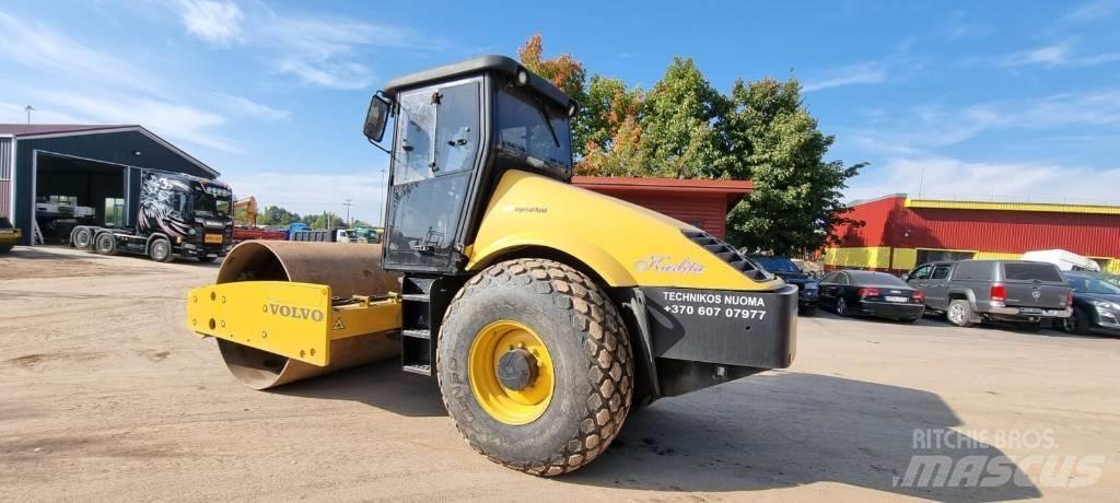 Volvo SD 105 DX مداحل أحادية الأسطوانة