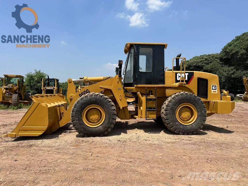 CAT 950G لوادر بعجل