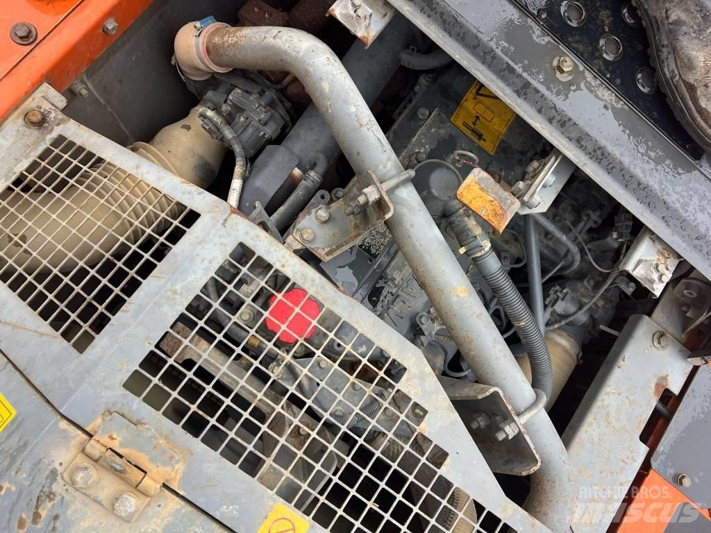 Hitachi ZX 290-5B حفارات زحافة