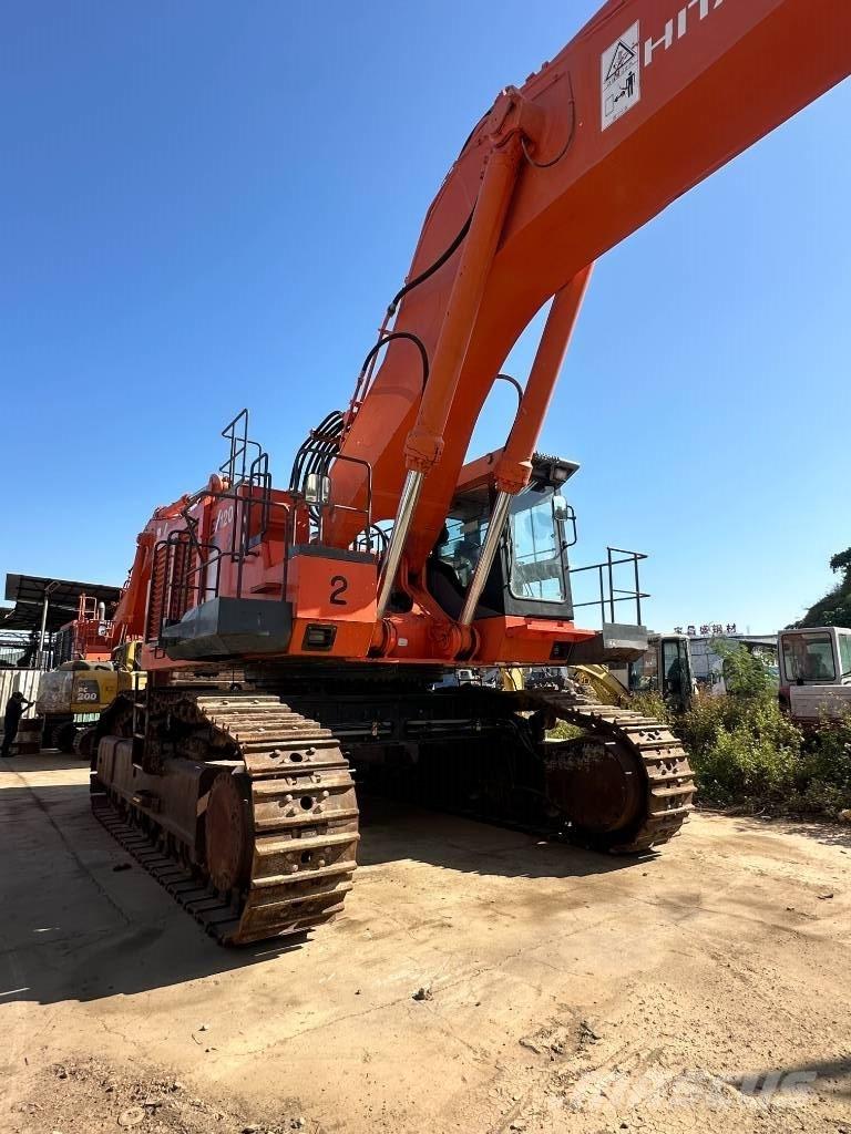 Hitachi EX 1200 حفارات زحافة