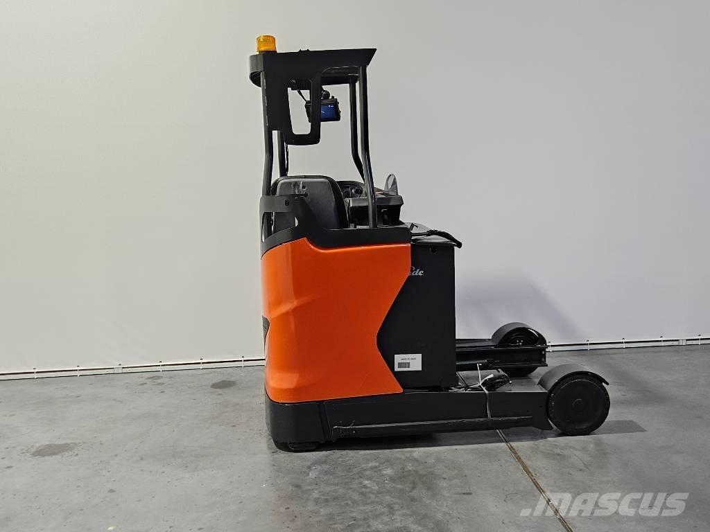 Linde R20N شاحنات مناولة ذاتية الدفع