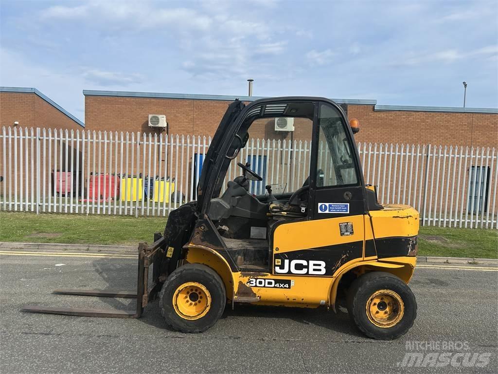 JCB TLT30D 4x4 شاحنات ذات رافعات شوكية - أخرى
