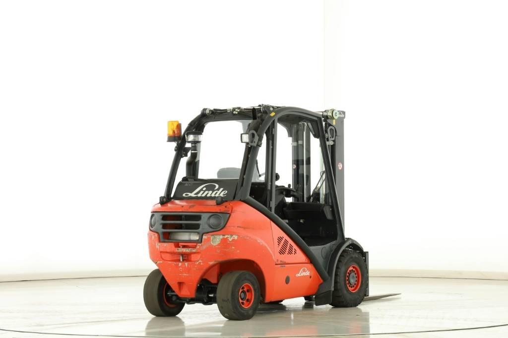 Linde H 30 T شاحنات LPG