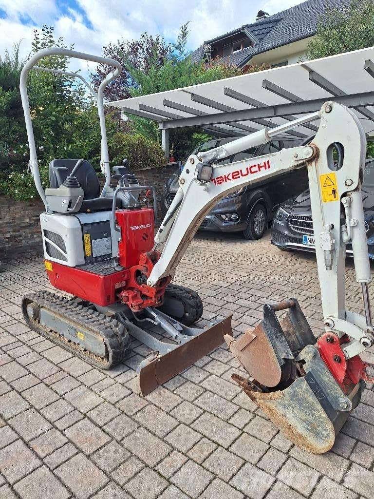 Takeuchi TB 210 R حفارات صغيرة أقل من 7 طن (حفارات صغيرة)