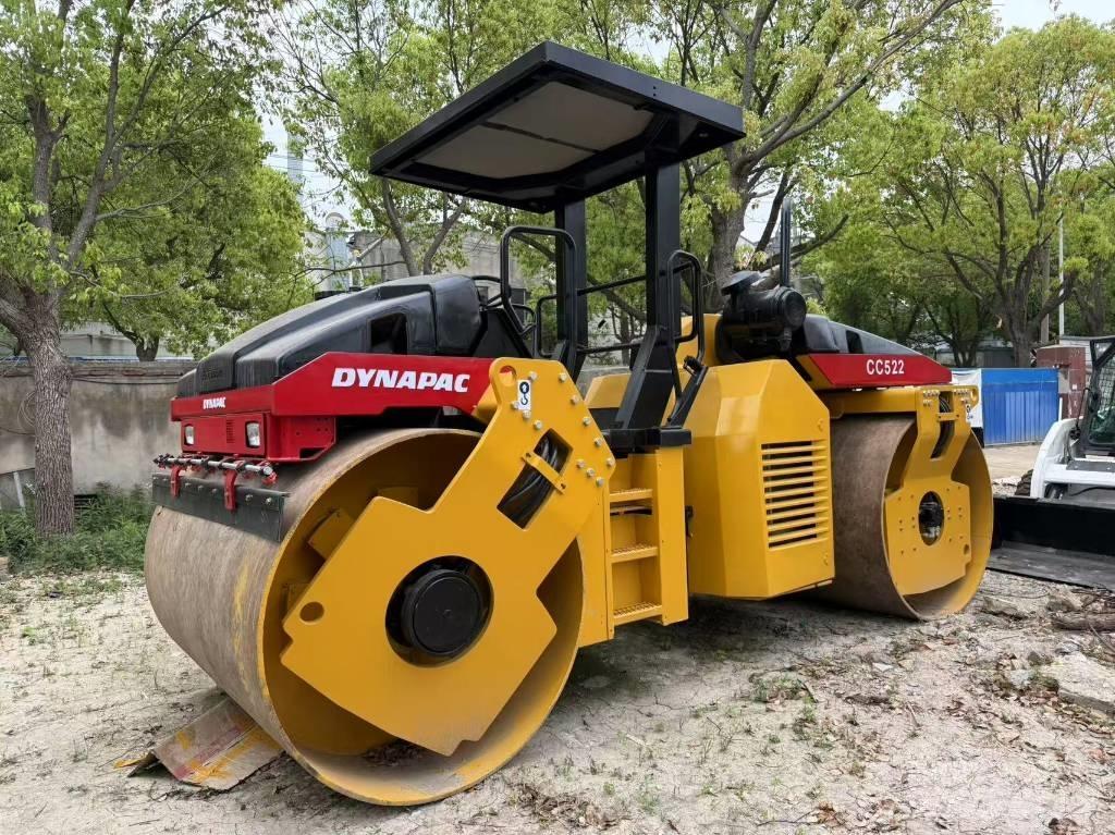 Dynapac CC 522 مداحل ثنائية الاسطوانة