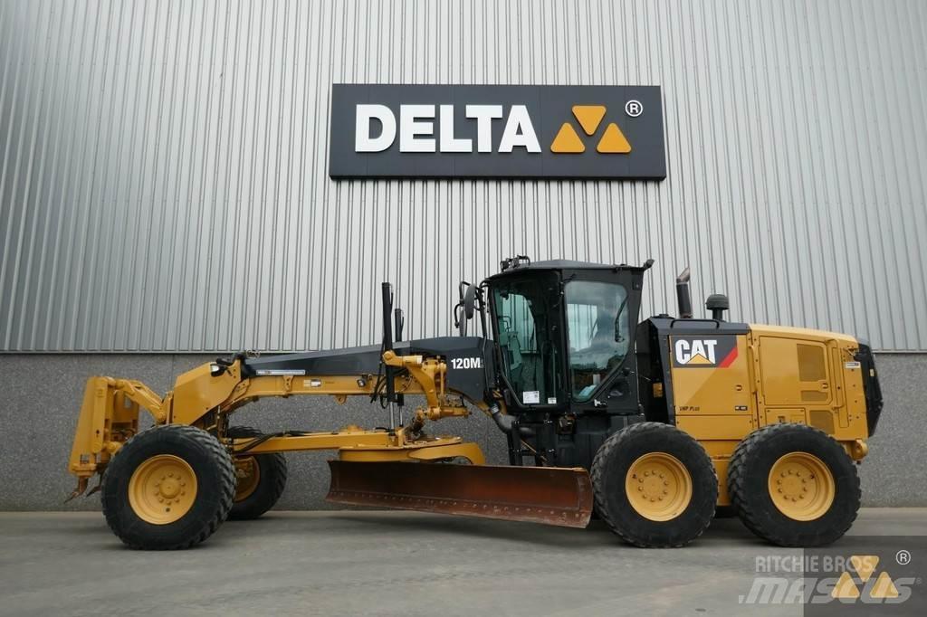 CAT 120M2 معدات تمهيد الطرق