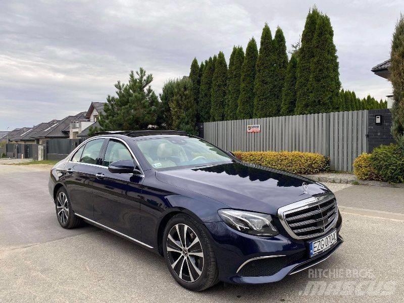 Mercedes-Benz E 300D سيارات