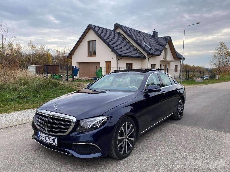 Mercedes-Benz E 300D سيارات