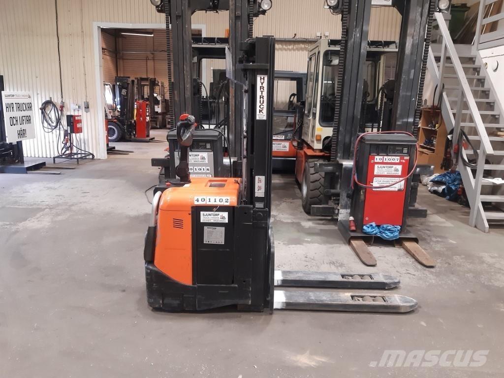 BT SPE125L شاحنات مناولة ذاتية الدفع