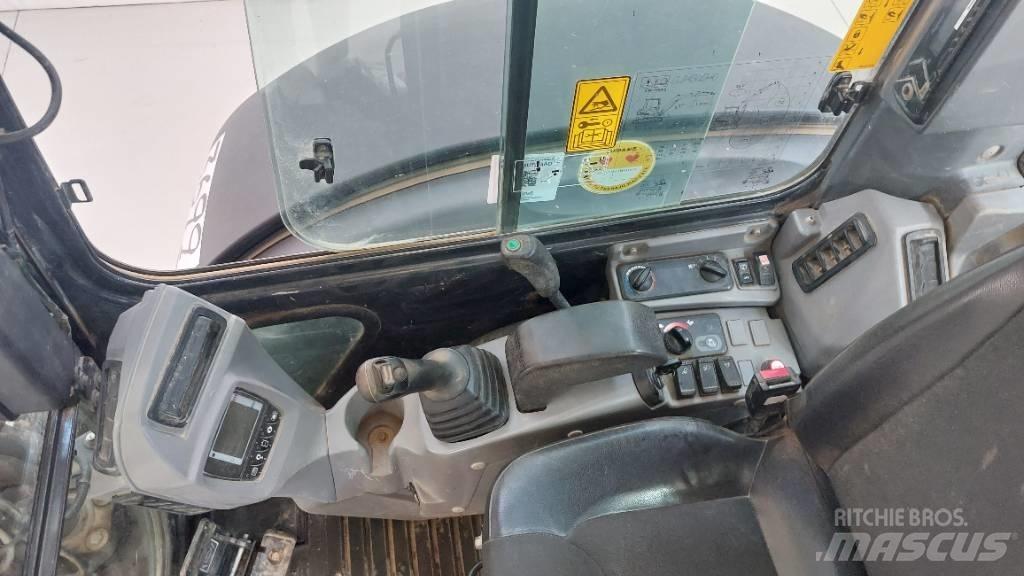 Kubota U 48-4 حفارات صغيرة أقل من 7 طن (حفارات صغيرة)