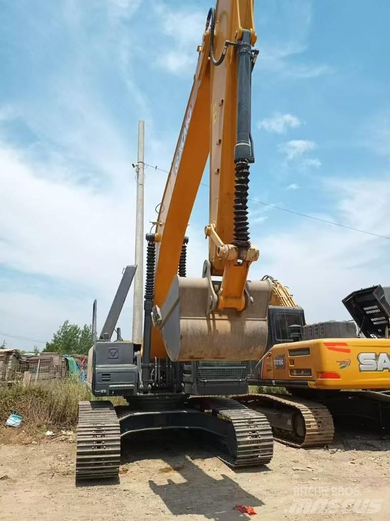 XCMG XE 215 DA حفارات زحافة