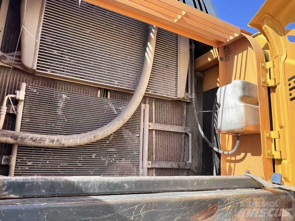 Hyundai R305lc-9t حفارات زحافة