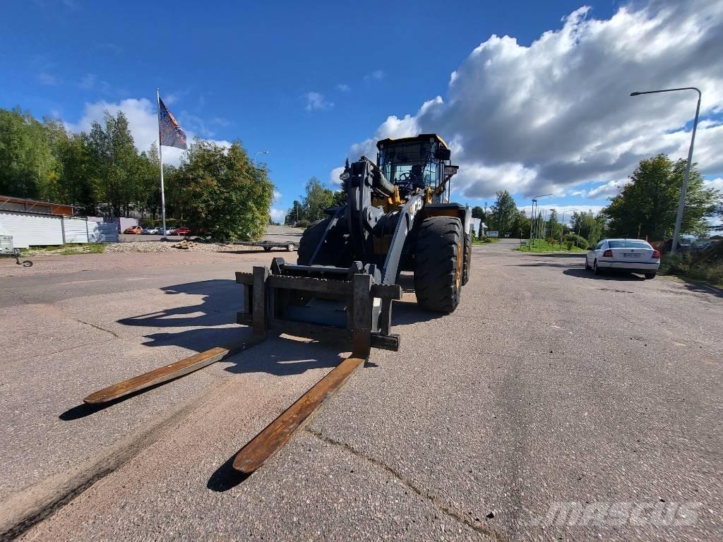 JCB 457 ZX لوادر بعجل
