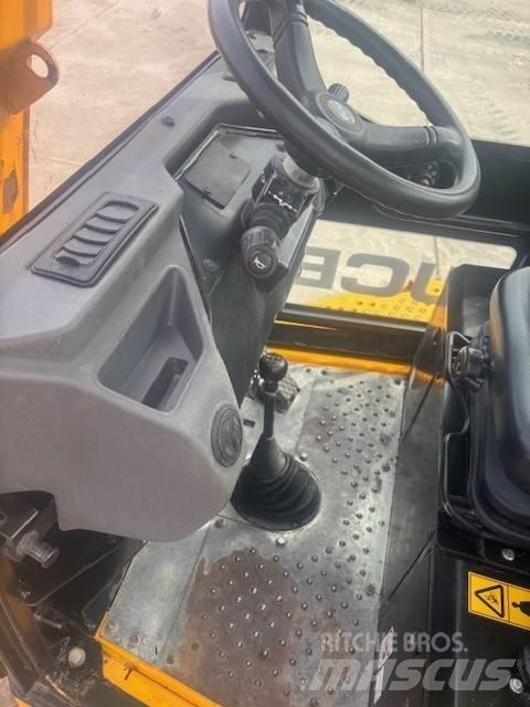 JCB 6 T 2 ST 5 عربات نقل قلابة للمواقع