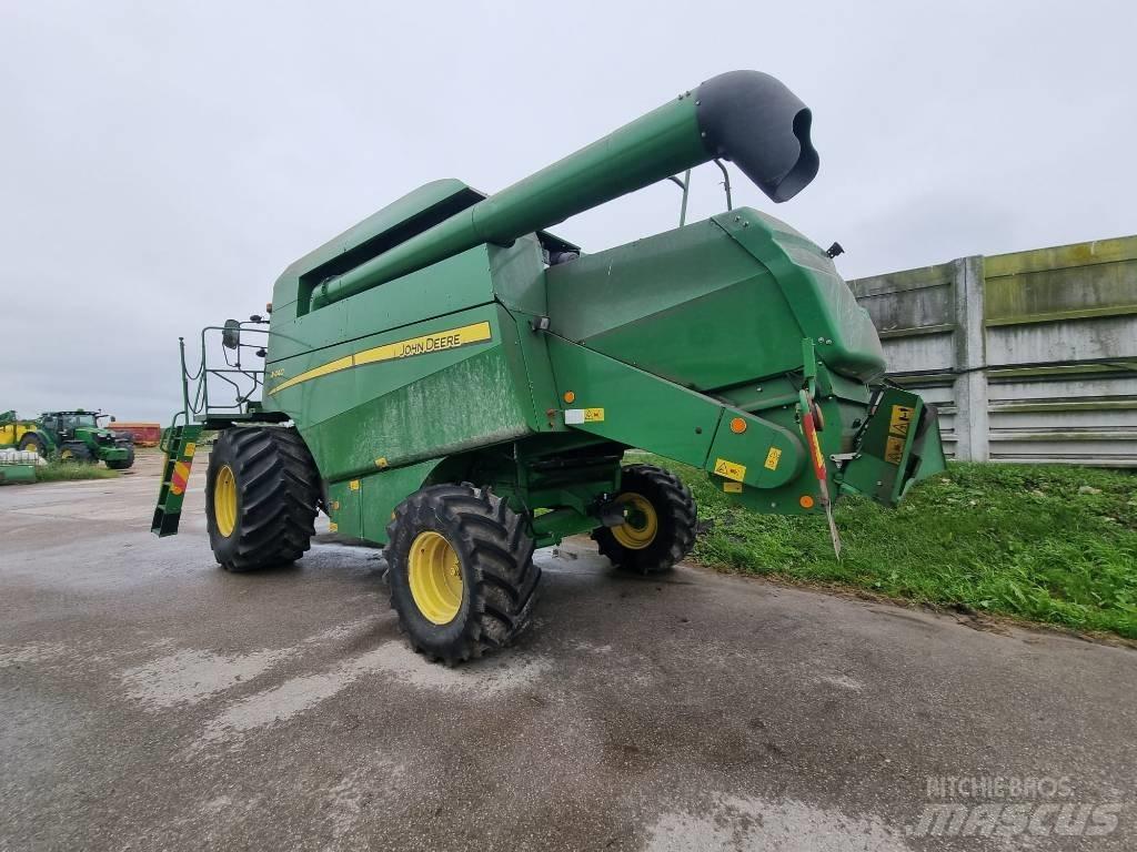 John Deere W 440 حصادات