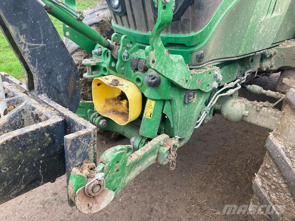 John Deere 6145R الجرارات