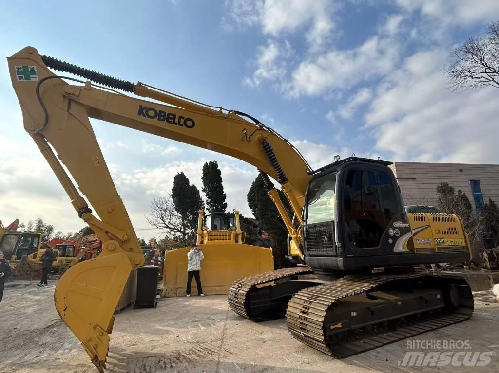 Kobelco SK 200D حفارات زحافة